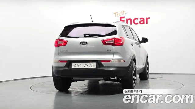 Kia Sportage 2011 thumb 3