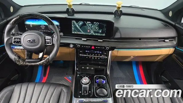 Kia Carnival 2021 thumb 2