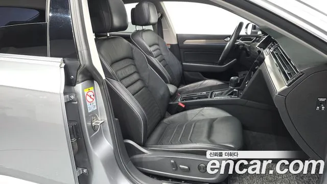 Volkswagen Arteon 2019 thumb 10