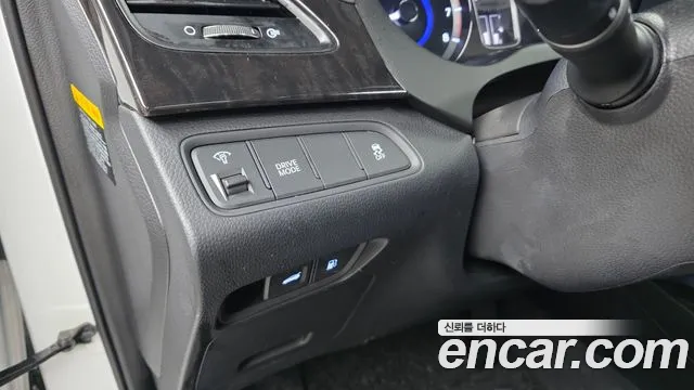 Hyundai Grandeur 2016 thumb 12