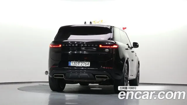 Land Rover Range Rover Sport 2023 thumb 3