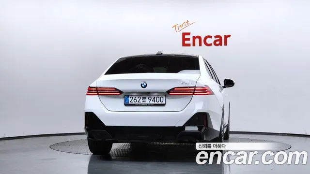BMW 5 серии 2025 thumb 4
