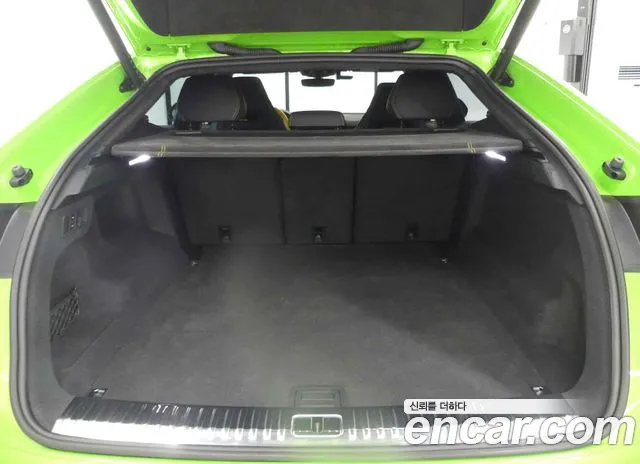 Lamborghini Urus 2024 thumb 7