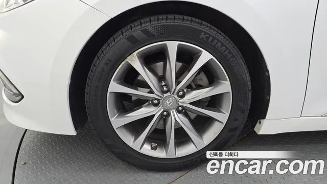 Hyundai Grandeur 2016 thumb 6