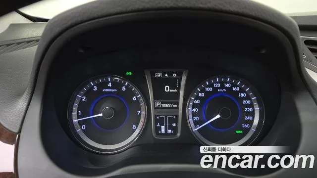 Hyundai Grandeur 2016 thumb 10