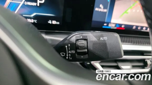 BMW i4 2024 thumb 8