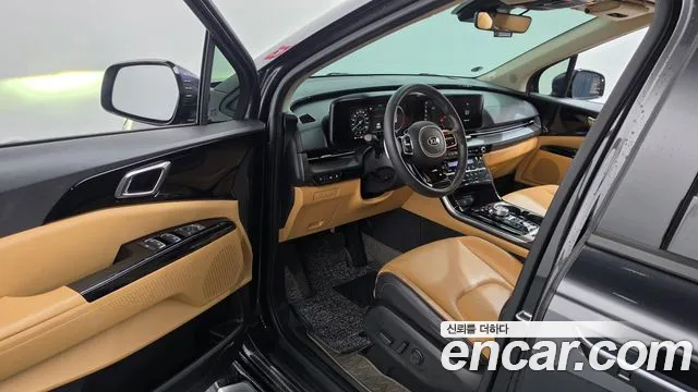 Kia Carnival 2021 thumb 10