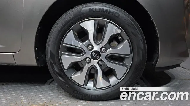 Kia Morning 2015 thumb 6