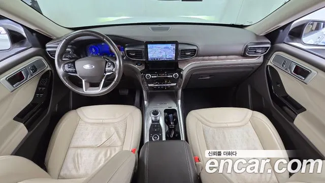 Ford Explorer 2022 thumb 11