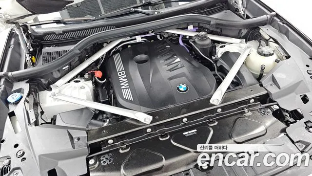 BMW X5 2025 thumb 12