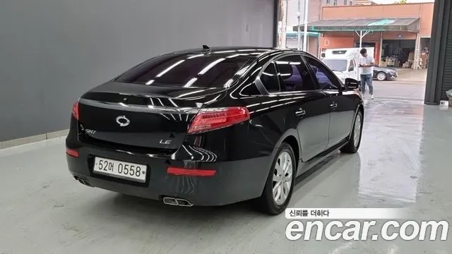 Renault Latitude 2015 thumb 12
