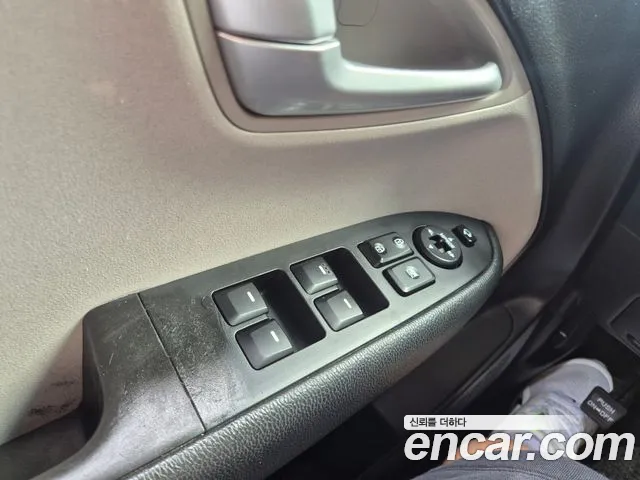 Kia Ray 2016 thumb 8