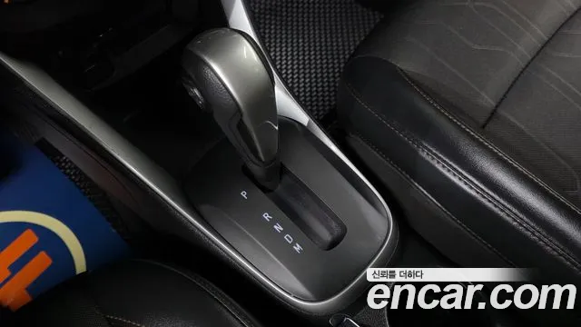 Chevrolet Tracker 2017 thumb 9