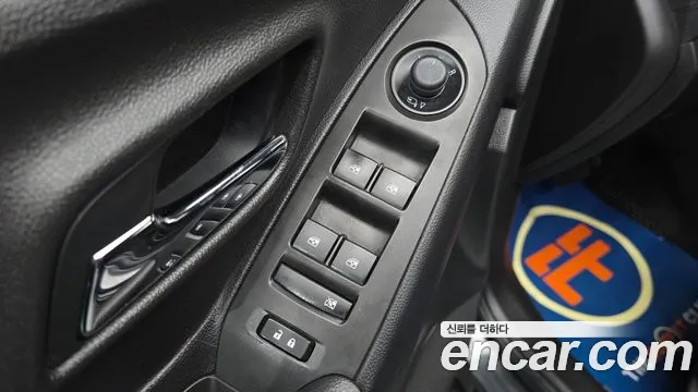 Chevrolet Tracker 2017 thumb 12