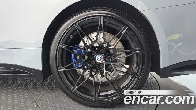 BMW M4 2021 thumb 9