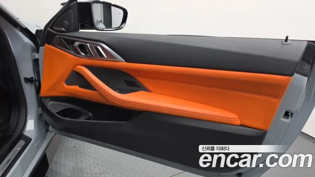 BMW M4 2021 thumb 2