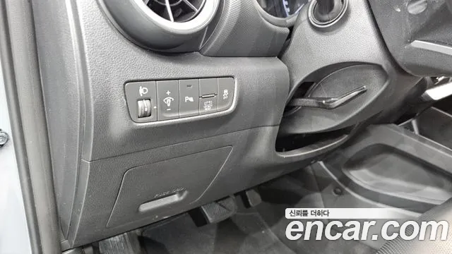 Hyundai Kona 2022 thumb 9