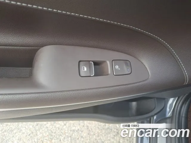 Hyundai Grandeur 2017 thumb 10