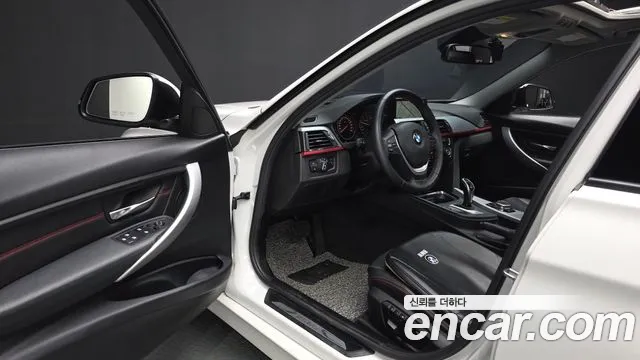 BMW 3 серии 2015 thumb 3