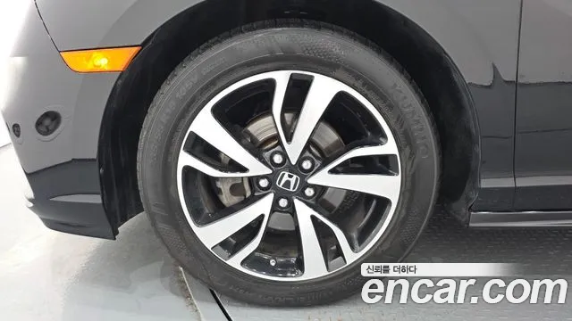 Honda Odyssey 2017 thumb 5