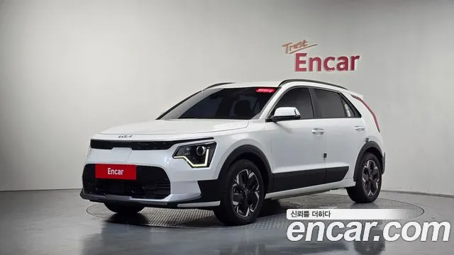 Kia Niro 2023 thumb 8