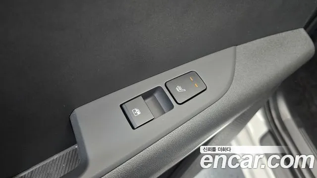 Kia Niro 2023 thumb 3