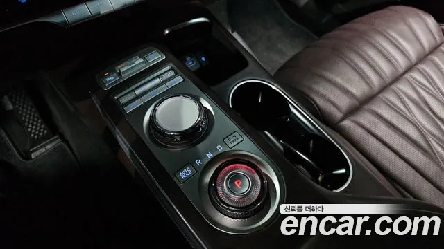 Genesis GV70 2022 thumb 6