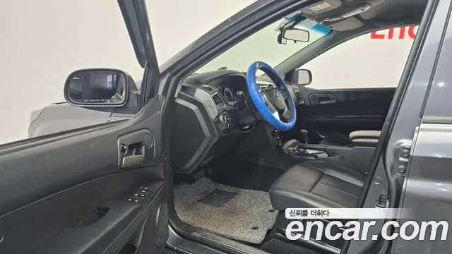 KG_Mobility_Ssangyong KORANDO 2017 thumb 12