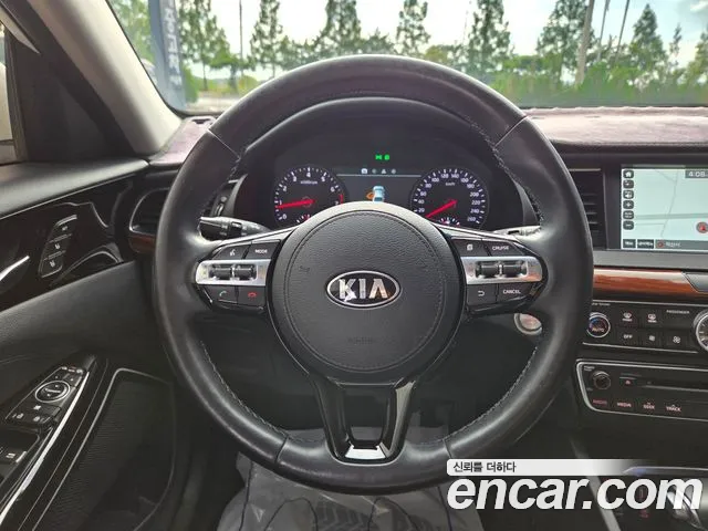 Kia K7 2017 thumb 4