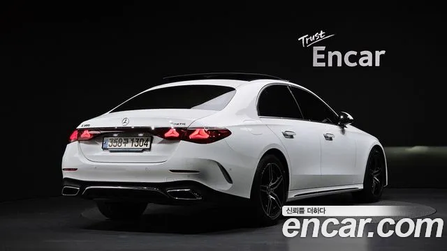 Mercedes-Benz E-Класс 2024 thumb 12