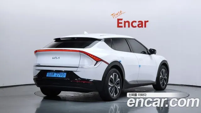 Kia EV6 2022 thumb 8