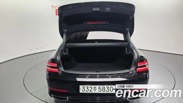 Genesis G80 2020 thumb 11
