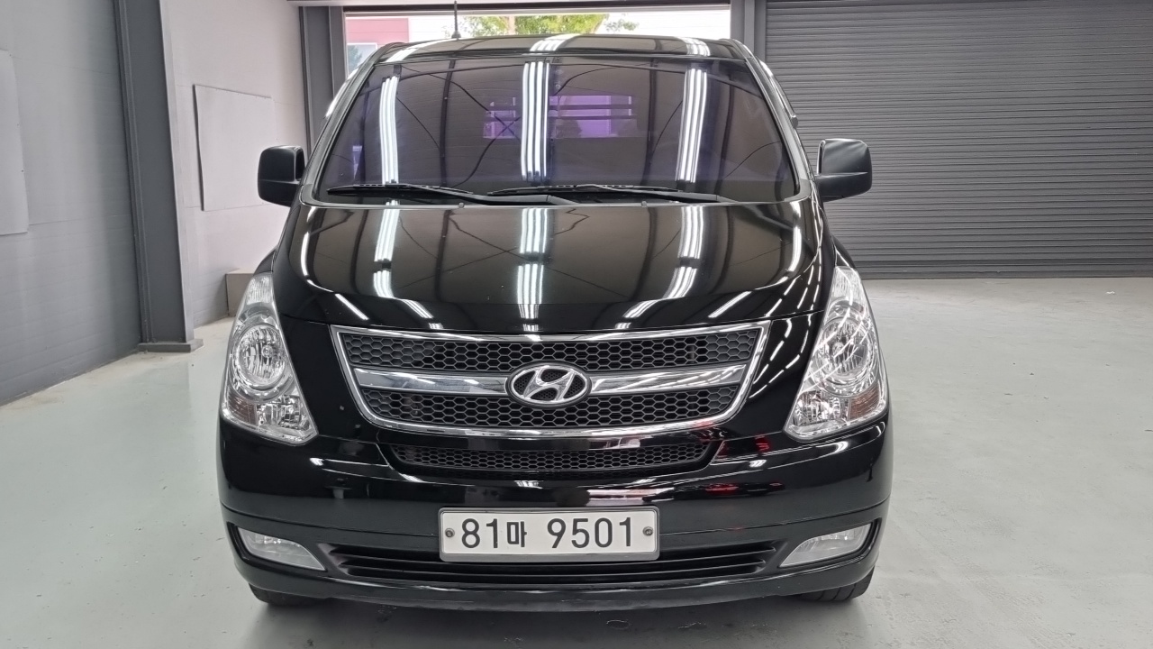 Hyundai Starex 2014 thumb 3