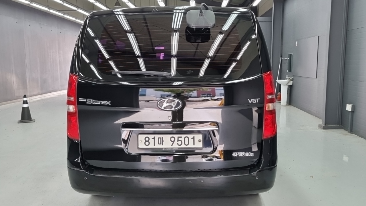 Hyundai Starex 2014 thumb 4