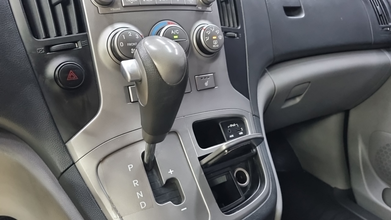 Hyundai Starex 2014 thumb 9