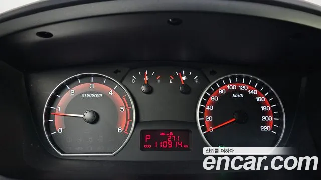 KG_Mobility_Ssangyong KORANDO 2013 thumb 9