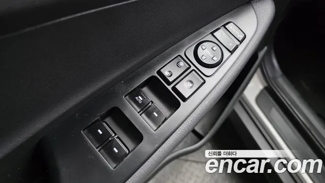Hyundai Tucson 2016 thumb 12