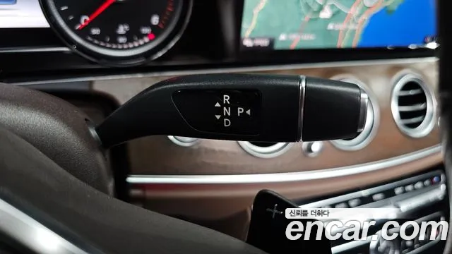 Mercedes-Benz E-Класс 2019 thumb 11
