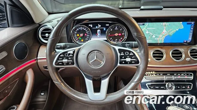 Mercedes-Benz E-Класс 2019 thumb 10