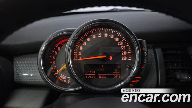 Mini Hatch 2016 thumb 6