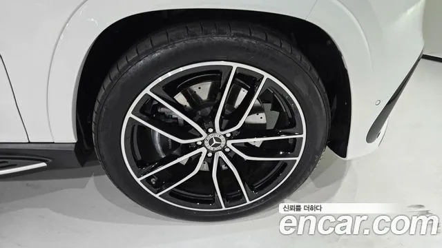 Mercedes-Benz GLS 2026 thumb 10