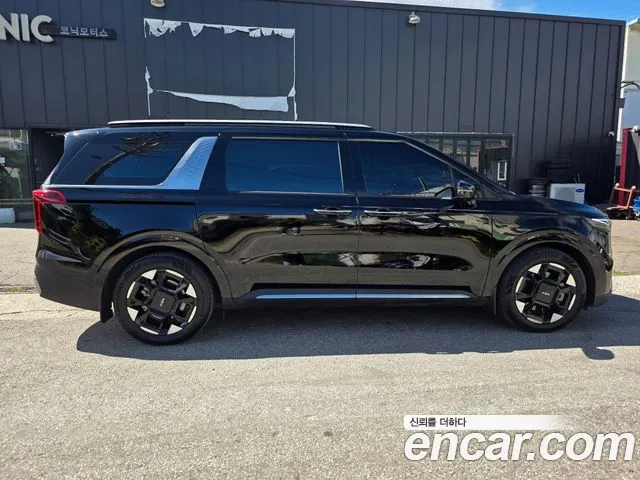 Kia Carnival 2025 thumb 8