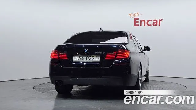 BMW 5 серии 2016 thumb 12