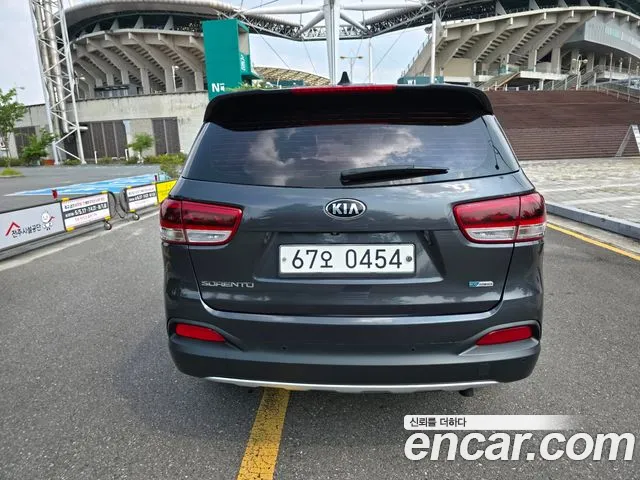 Kia Sorento 2016 thumb 10