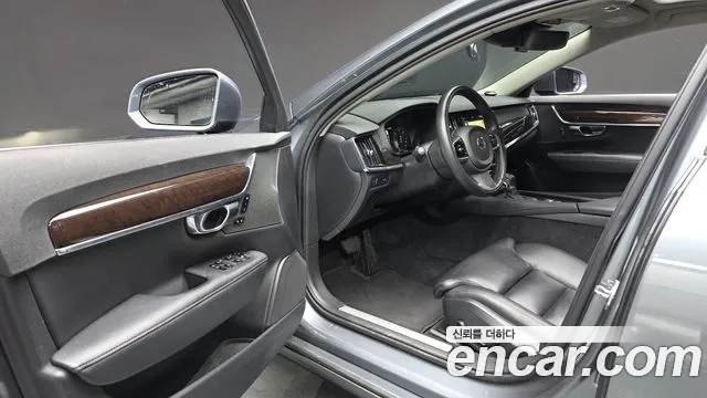 Volvo S90 2018 thumb 10