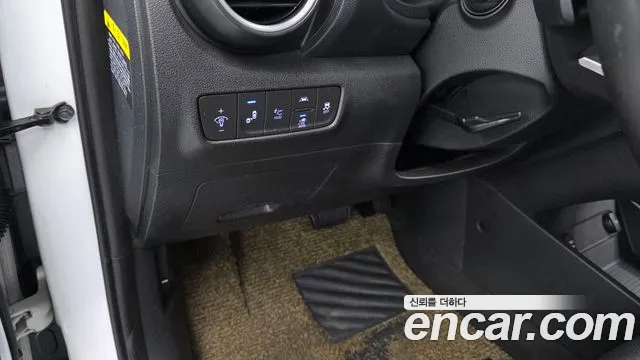Hyundai Kona 2018 thumb 2