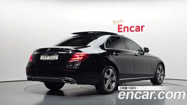 Mercedes-Benz E-Класс 2016 thumb 7