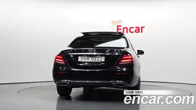 Mercedes-Benz E-Класс 2016 thumb 3