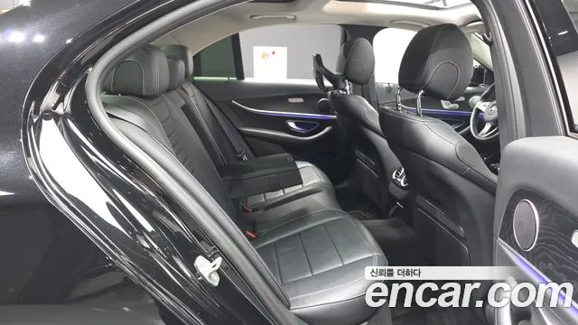 Mercedes-Benz E-Класс 2016 thumb 4