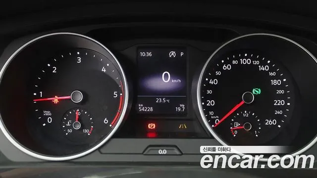 Volkswagen Tiguan 2018 thumb 12